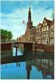 Amsterdam had tall narrow houses